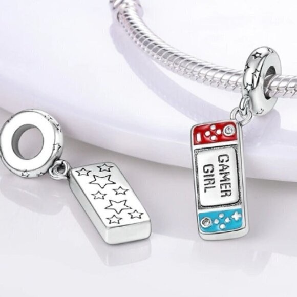 Silver Gamer Girl Star Earrings - Picture 4 of 4